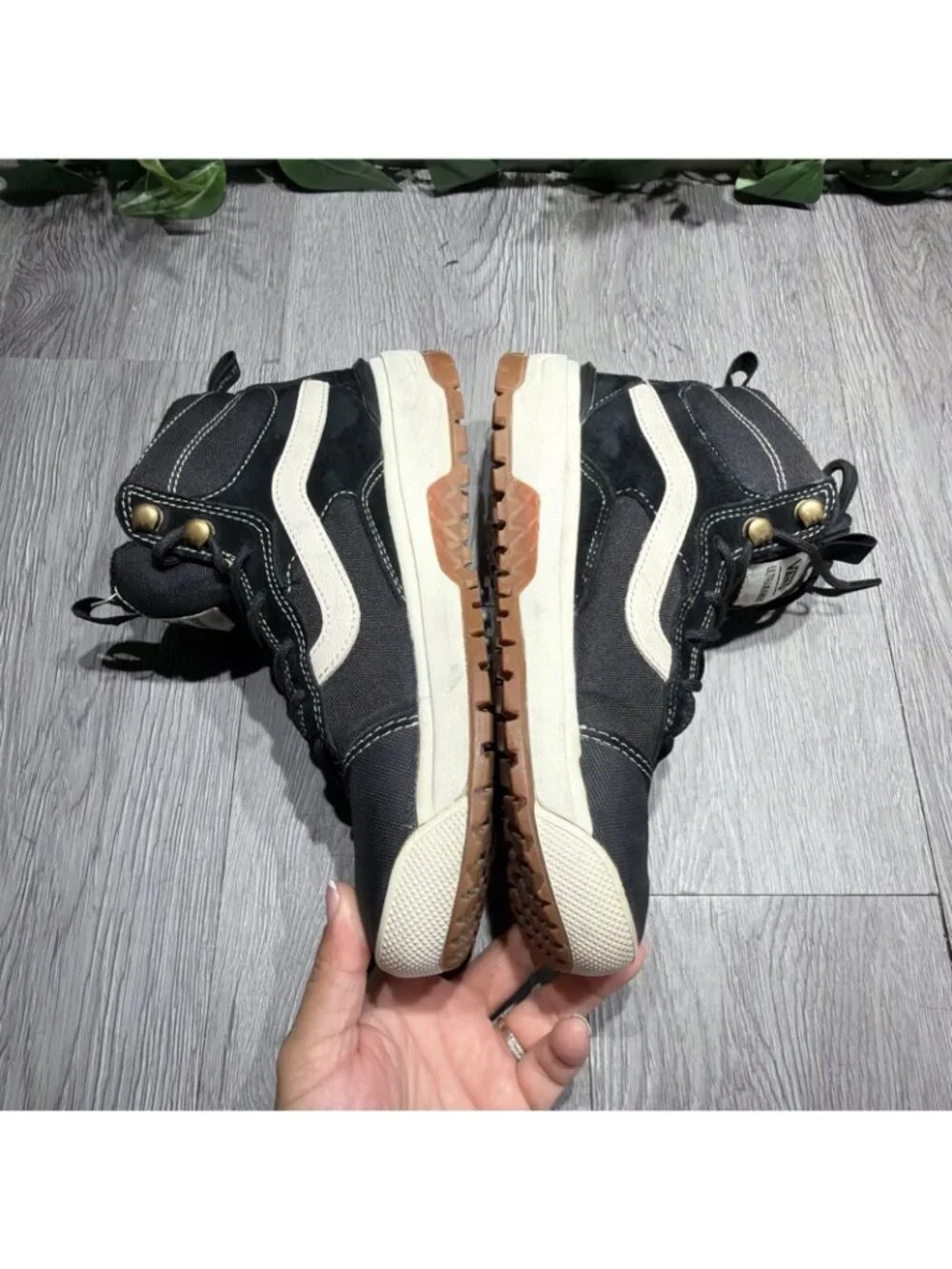 VANS UltraRange Shoes Exo Hi MTE Hiking Boot All Terrain Heiq Eco Dry M 7 W8.5